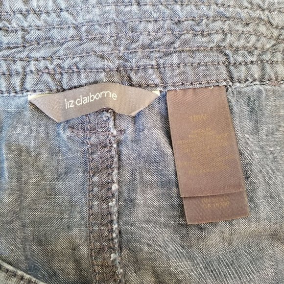 Liz Claiborne 18W Lightweight Blue Jean Chambray Denim Modest No Slits A Line - Picture 3 of 4